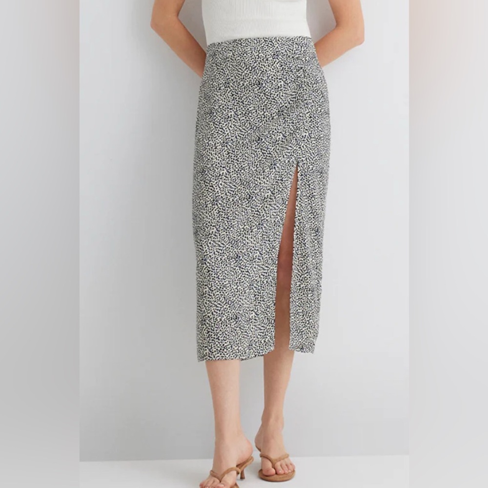 NWT Mavi Navy and White Midi Pencil Skirt with Slit and Rouching